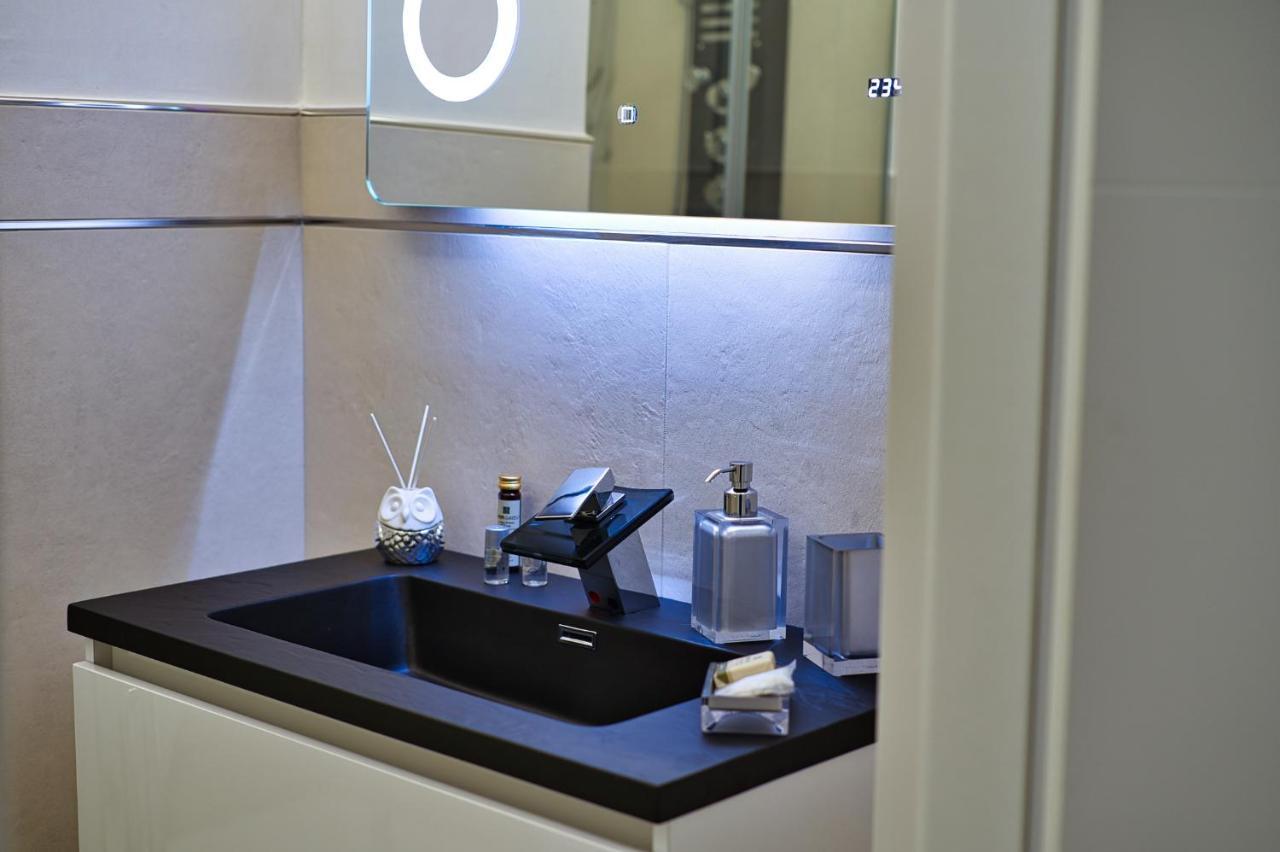 Distinto Suite & Rooms Lecce Exterior foto