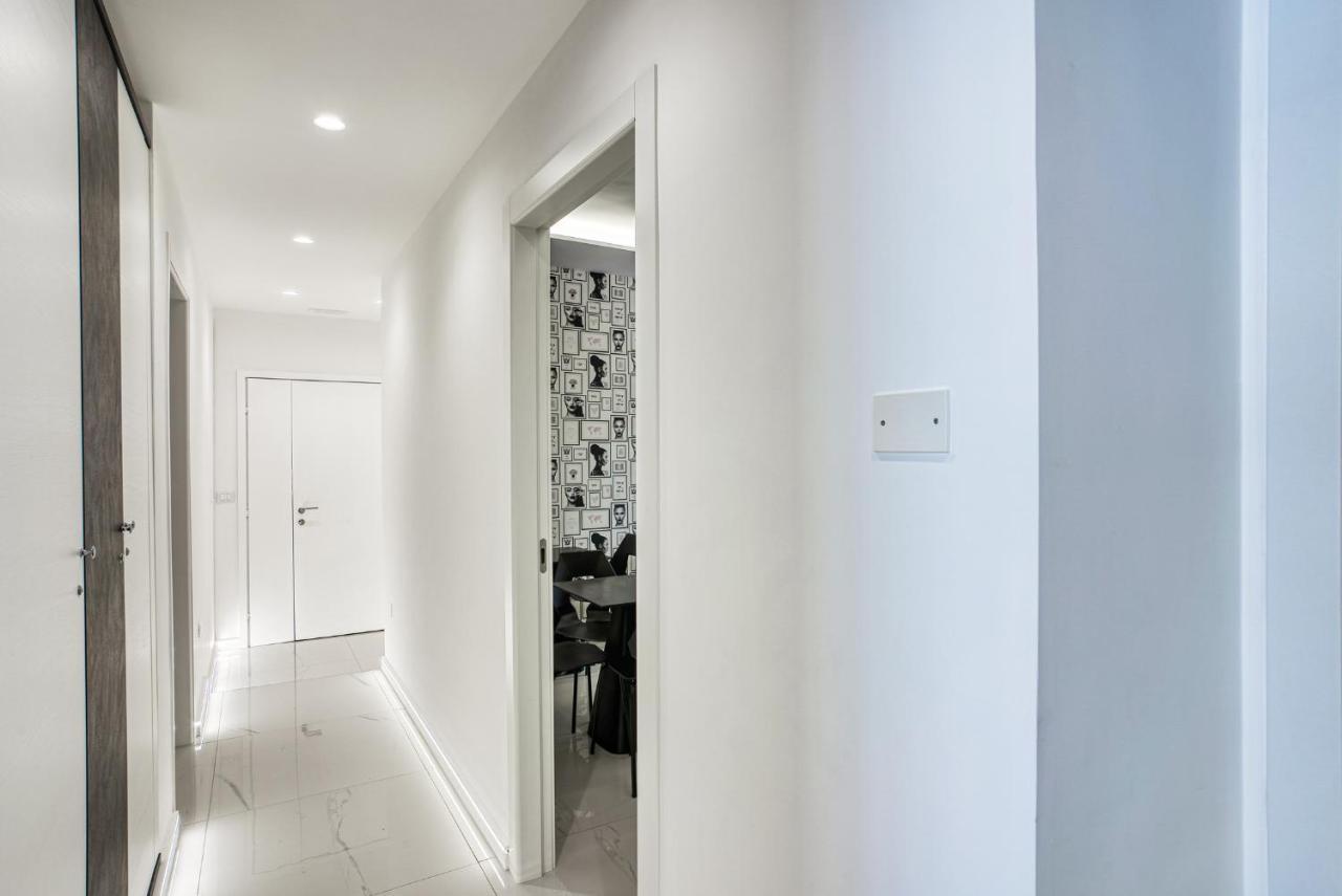 Distinto Suite & Rooms Lecce Exterior foto