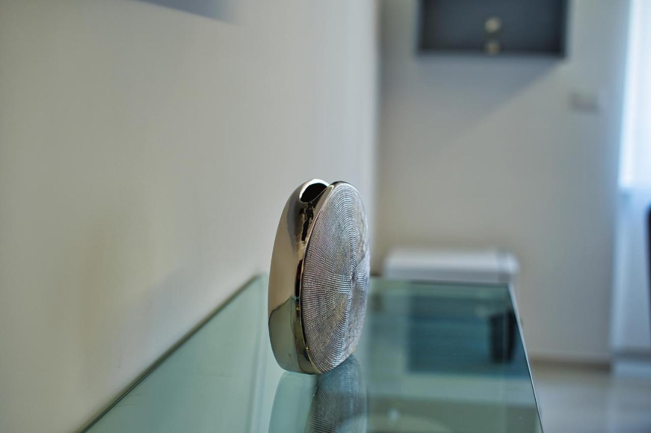 Distinto Suite & Rooms Lecce Exterior foto