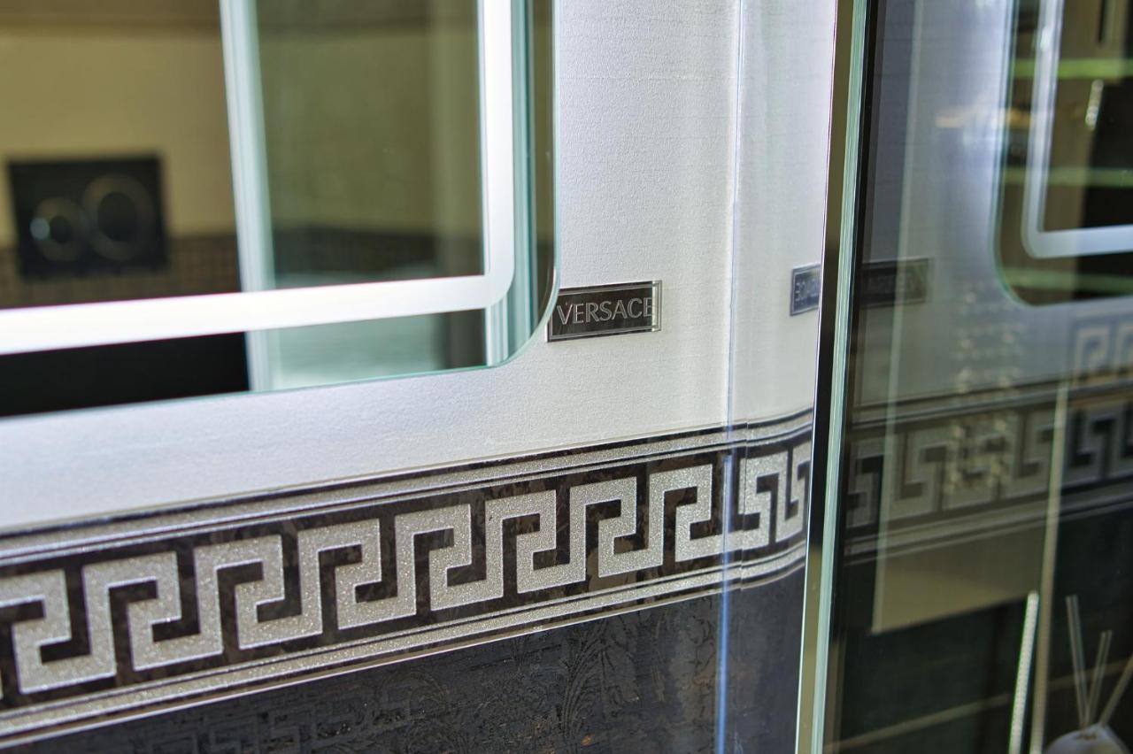 Distinto Suite & Rooms Lecce Exterior foto